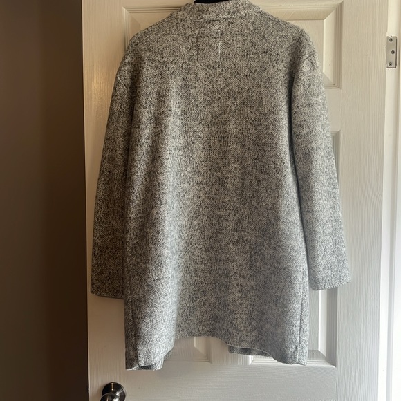 Medium Grey open Jacket. - Picture 7 of 8